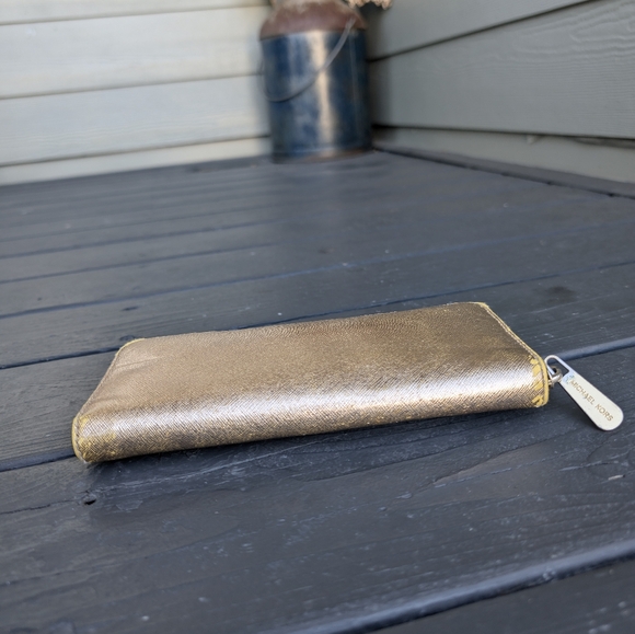 Michael Kors - Picture 4 of 9